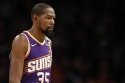 -尼克斯力克四川队，杜兰特刷新纪录