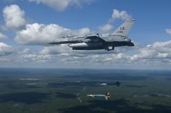 英雄联盟总决赛时间-分野与共鸣，当国家德比的悬念，遇上灰熊的确定性