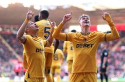 LOL决赛-南安普顿重建战术，球队迎来新气象