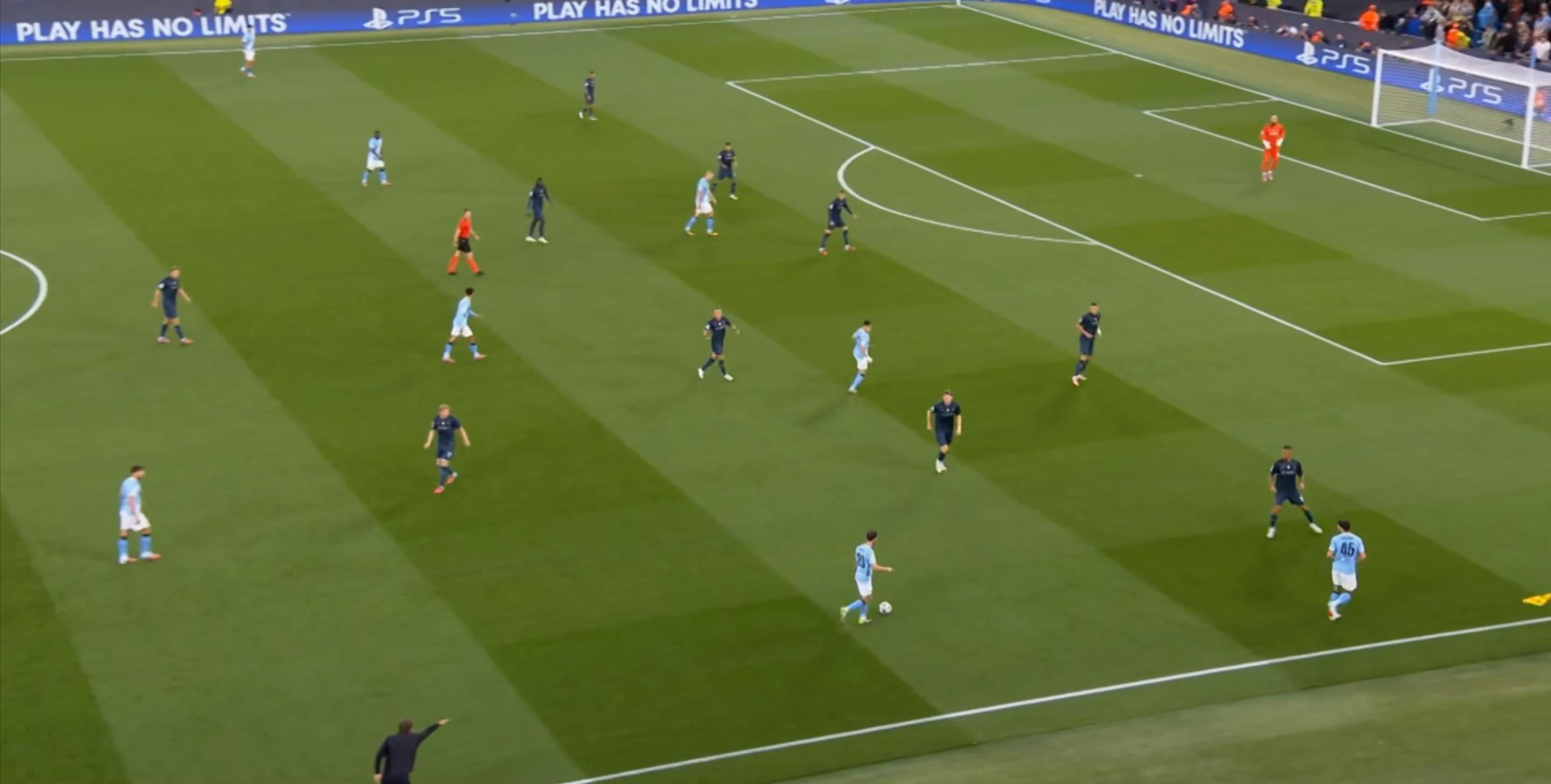 欧冠热身：那不勒斯备战下一轮强敌的简单介绍