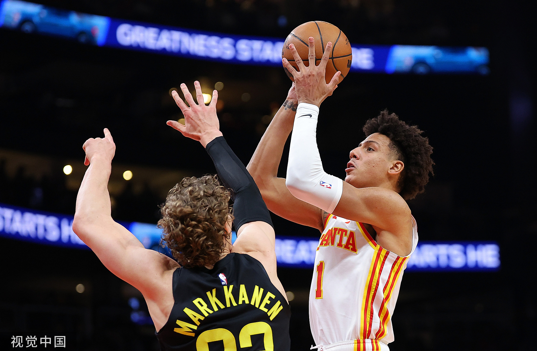 爵士客场大胜篮网，继续领先西部