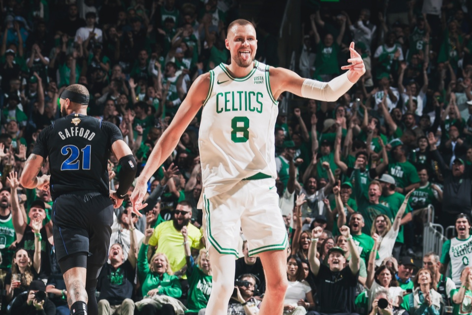 凯尔特人轻取骑士，全队火力全开