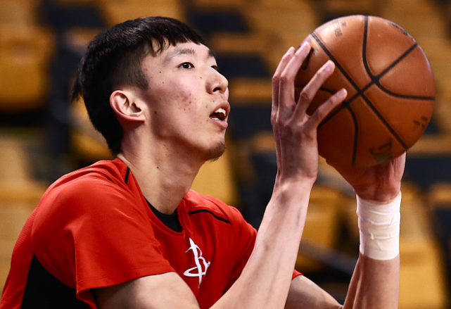 天津队鏖战国王，周琦关键制胜的简单介绍