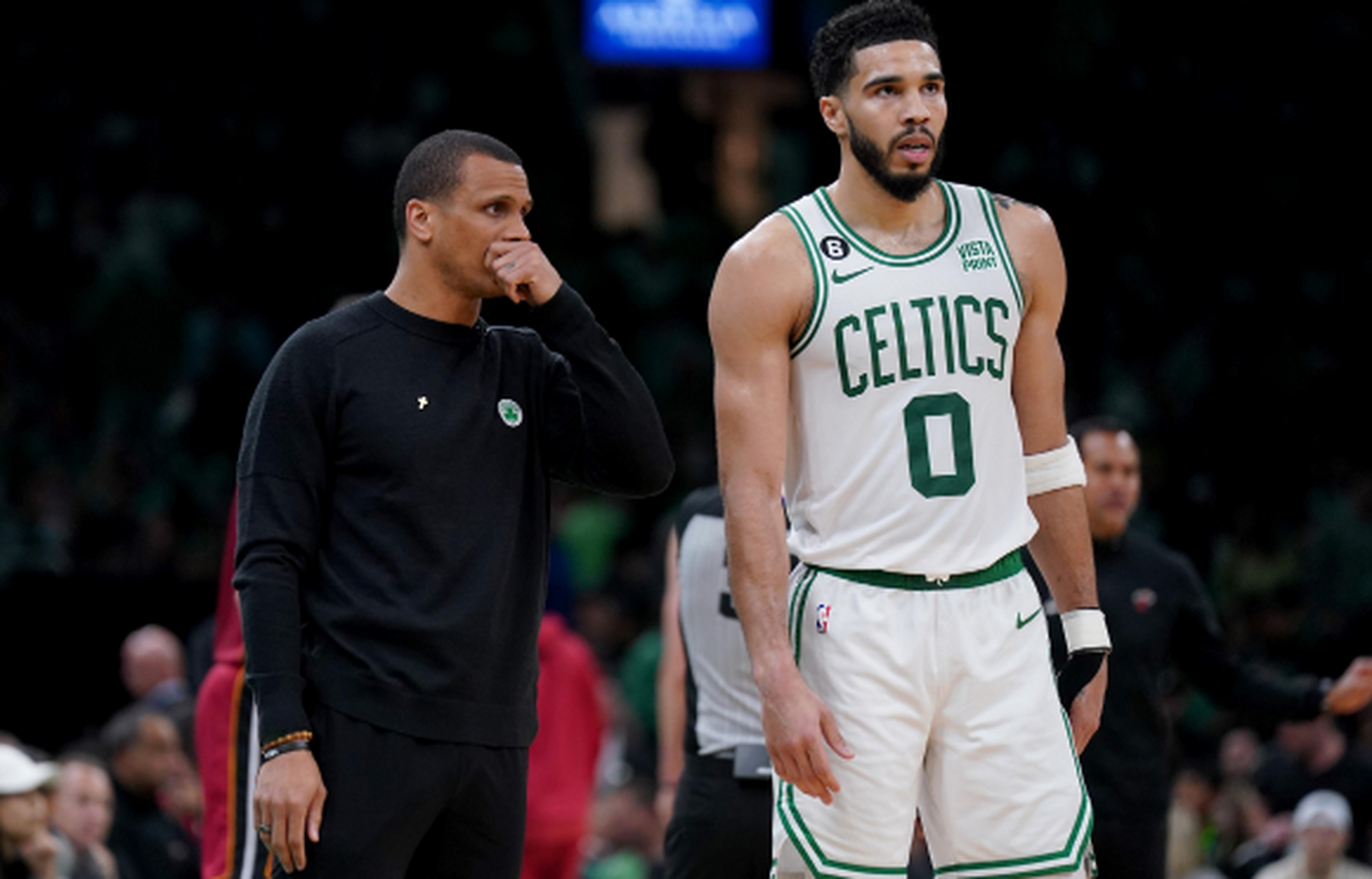 公牛力克青岛队，塔图姆关键制胜