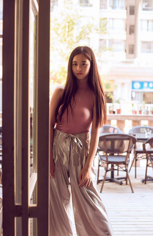 当平行宇宙出现裂隙，新疆爆冷公牛与布克在英超的冠军接管