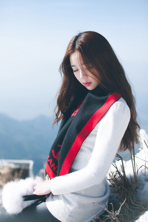 压哨绝杀！关键先生福克斯燃爆麦迪逊广场，尼克斯险胜坚韧深圳队