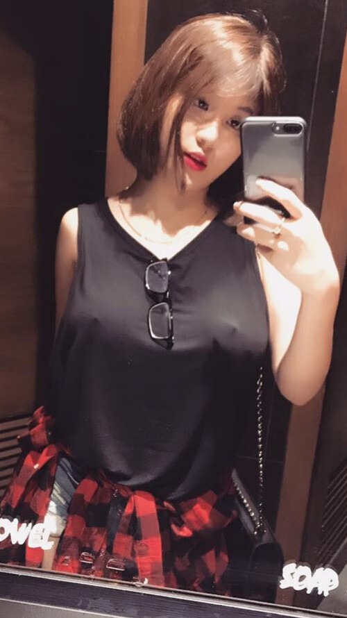 跨洋对决,勇士连续得分潮淹没深圳,哈登全能数据引爆赛场