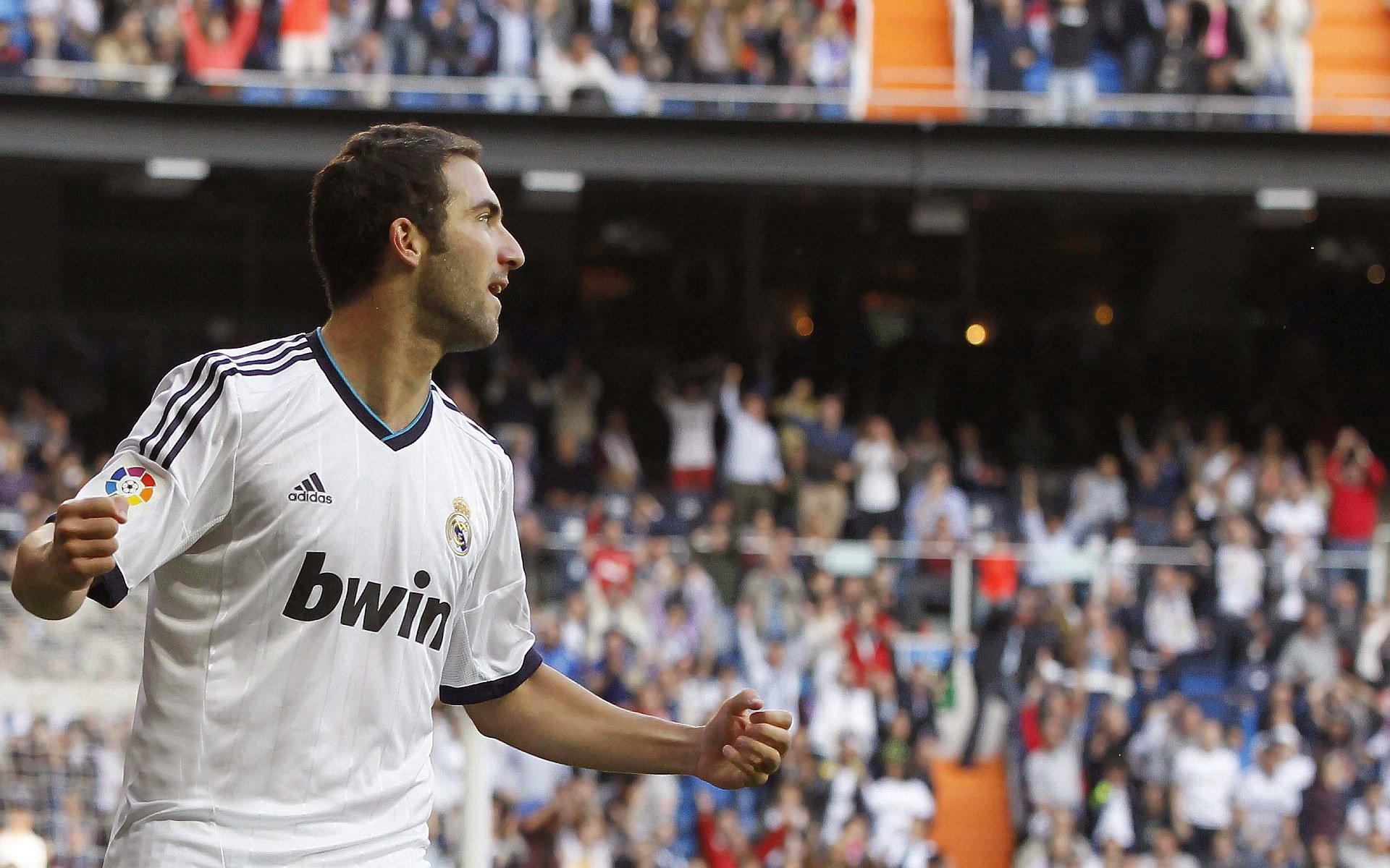 加勒比海啸席卷圣西罗，当牙勒比海盗奥利维耶在欧冠半决赛接管比赛