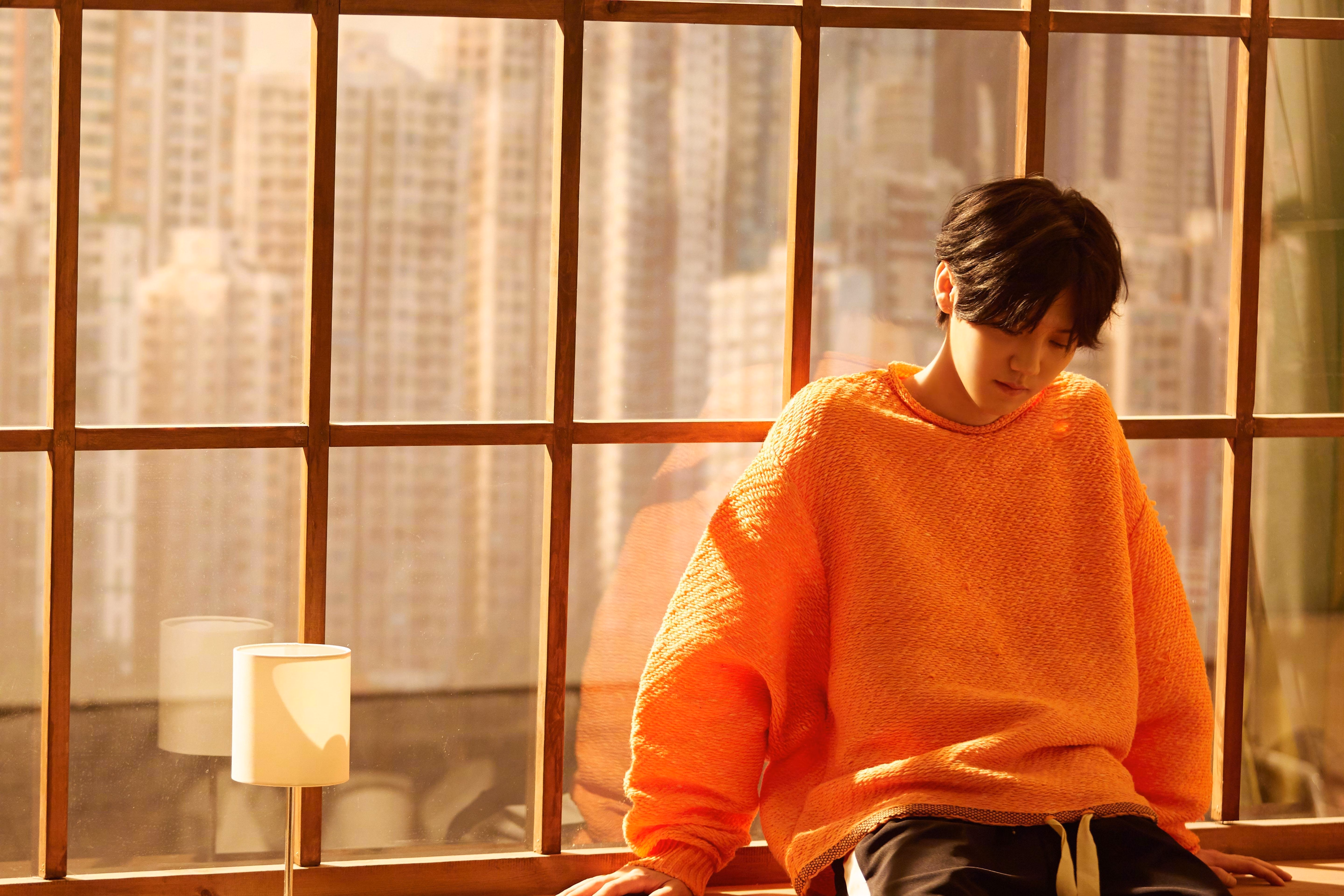 双面舞台，世界杯烽火中的篮球回响